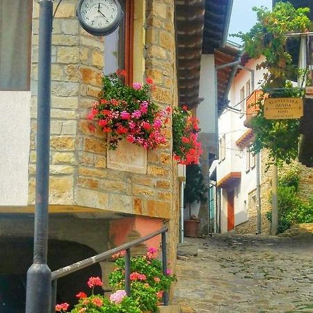 Family Hotel "Slavianska Dusha" Veliko Tarnovo Exterior photo