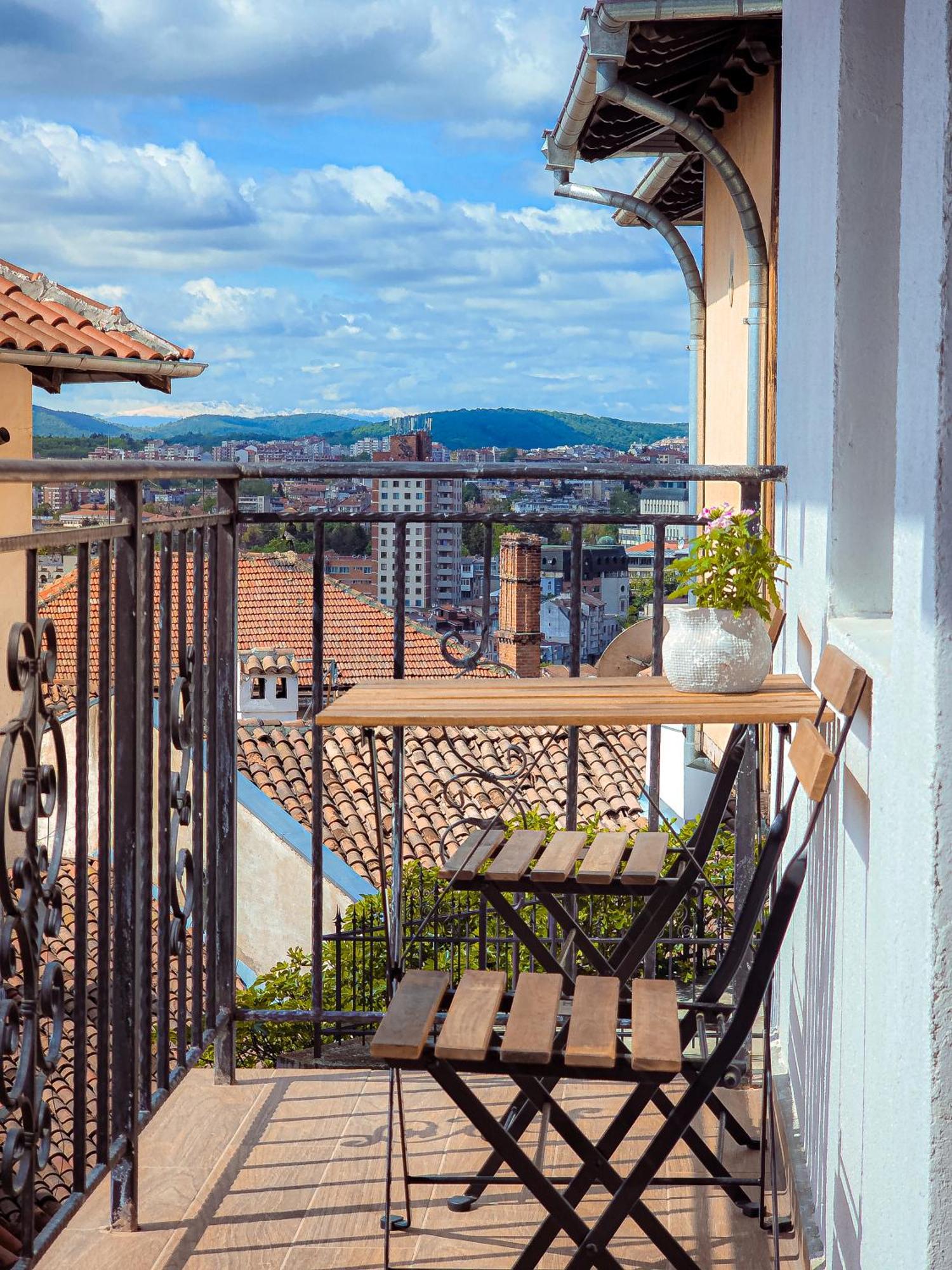 Family Hotel "Slavianska Dusha" Veliko Tarnovo Exterior photo